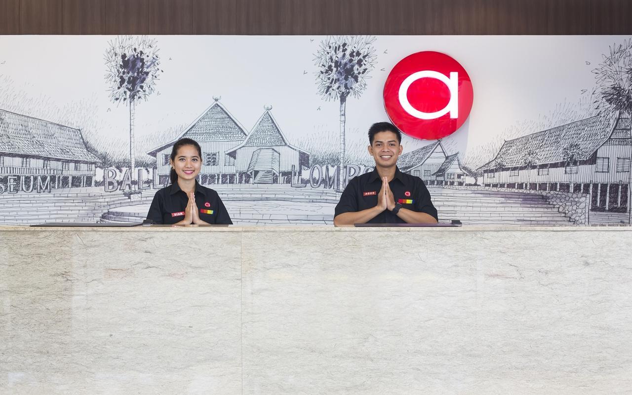 Amaris Hotel Ponorogo Exterior photo